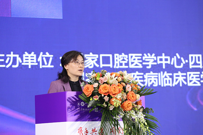 叶玲.jpg 叶玲.jpg
